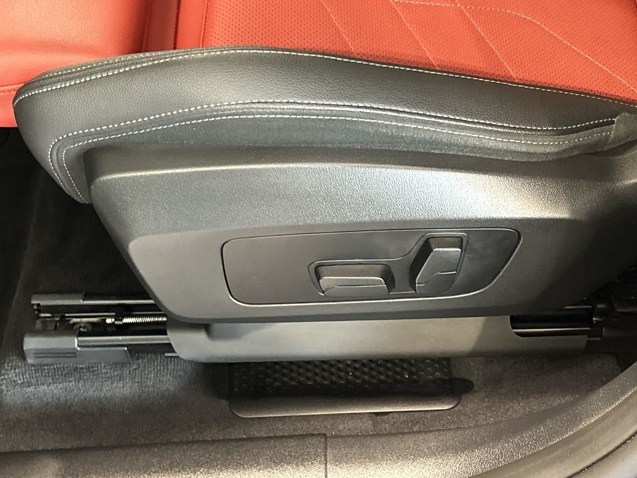 2023 BMW X1 XDrive28i | Essential PKG | xLine PKG, Toronto, Cash