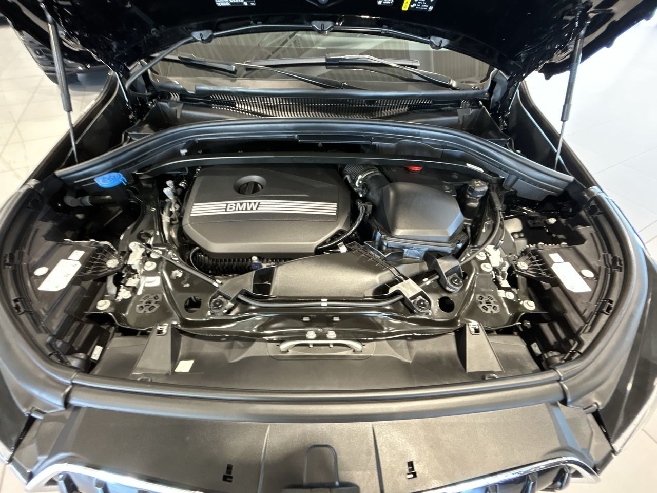 2023 BMW X1 XDrive28i | Essential Package, 多伦多, 全款车