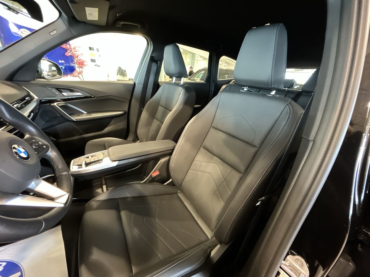 2023 BMW X1 XDrive28i | Essential Package, 多伦多, 全款车