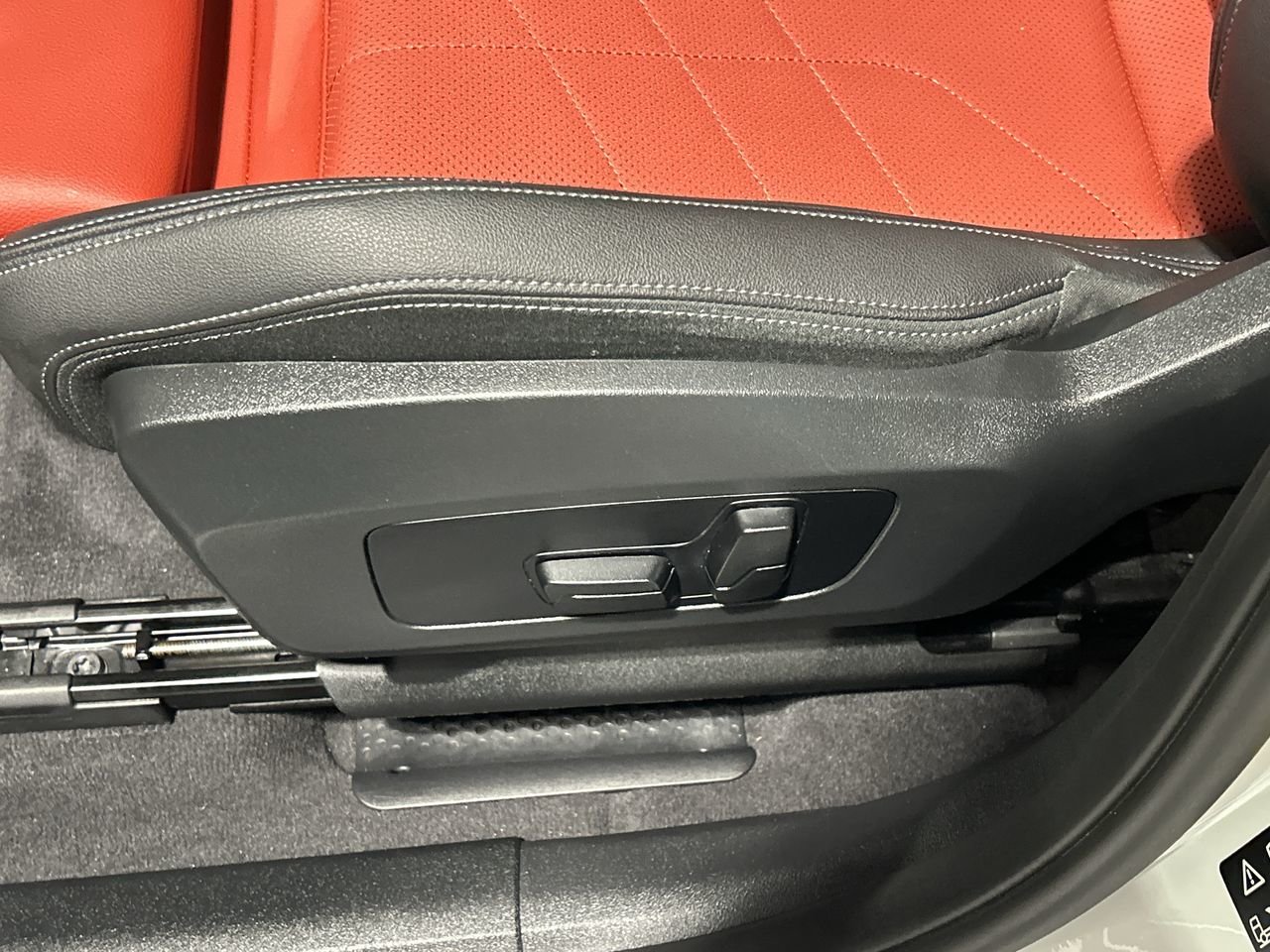 2023 BMW X1 XDrive28i | Essential Package | M Sport Package, 多伦多, 全款车