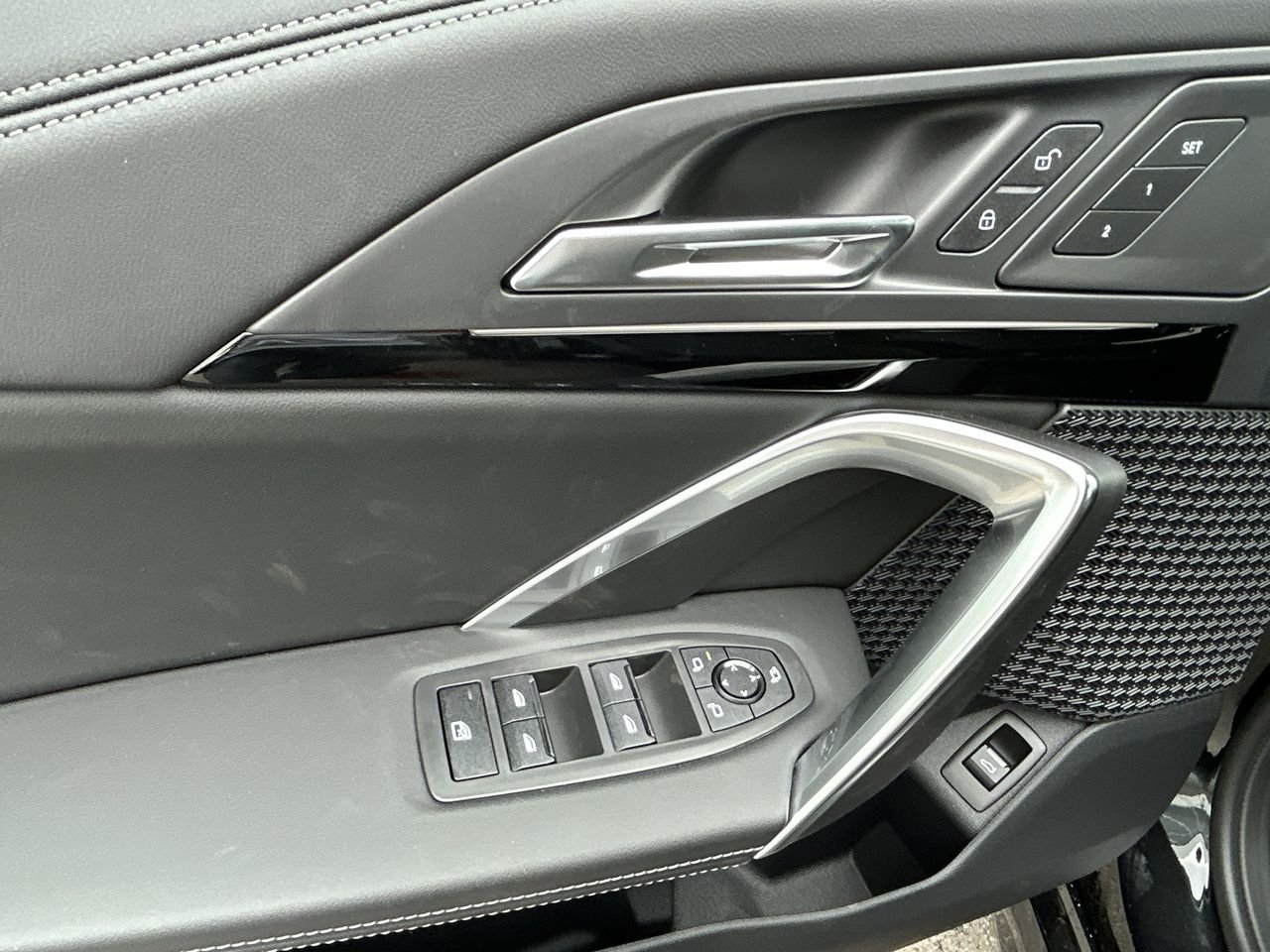 2025 BMW X1 XDrive28i, Toronto, Cash