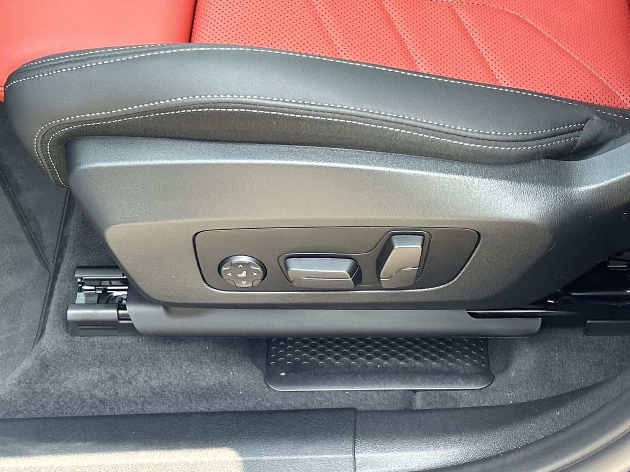 2025 BMW X1 M35i xDrive, Toronto, Cash