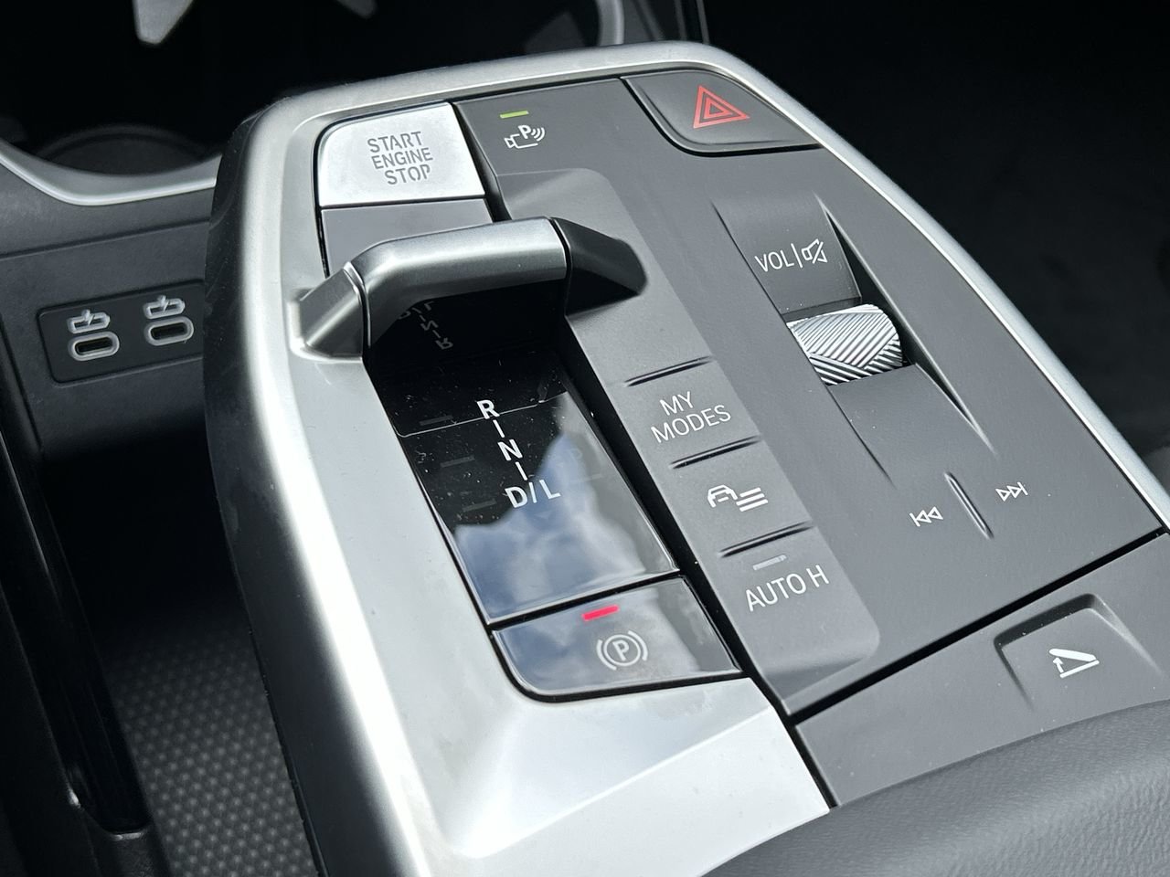 2025 BMW X1 XDrive28i, Toronto, Cash