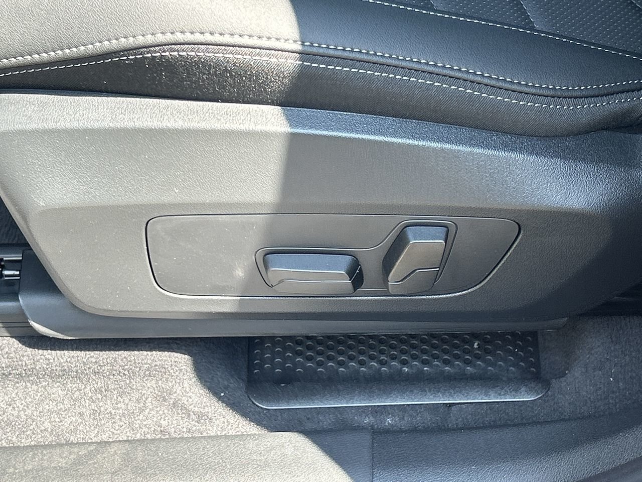 2025 BMW X1 XDrive28i M Sport Edition, Toronto, Cash