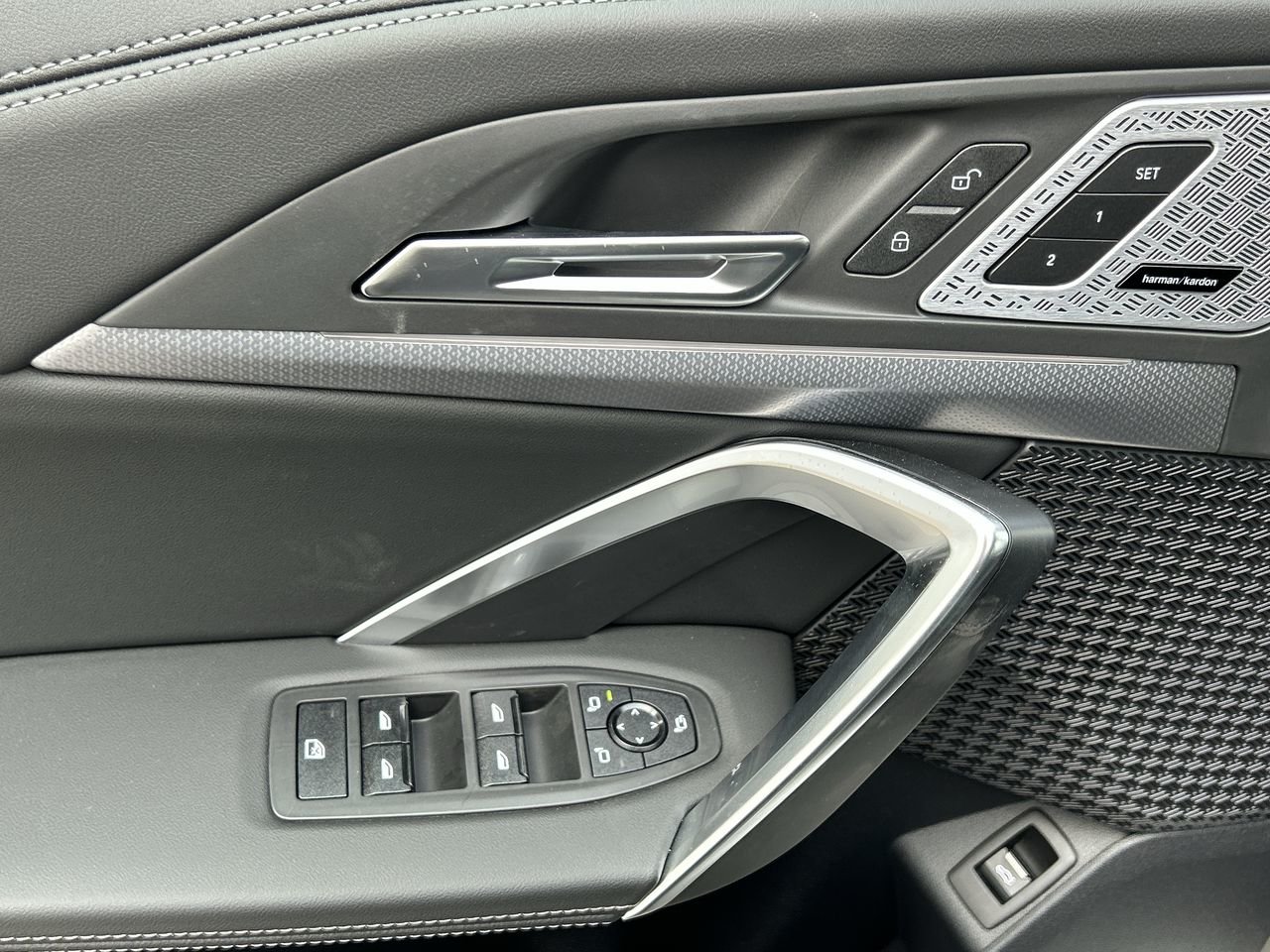 2025 BMW X1 XDrive28i M Sport Edition, 多伦多, 全款车