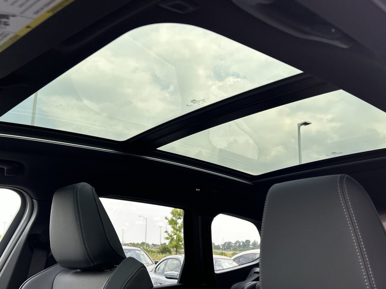 2025 BMW X1 XDrive28i M Sport Edition, 多伦多, 全款车