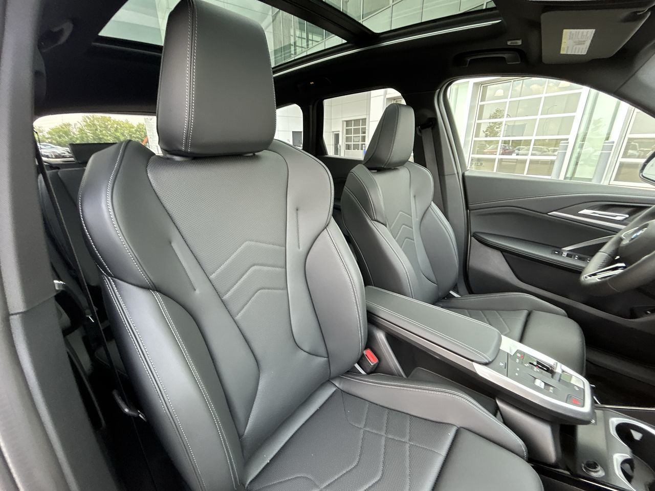 2025 BMW X1 XDrive28i M Sport Edition, 多伦多, 全款车