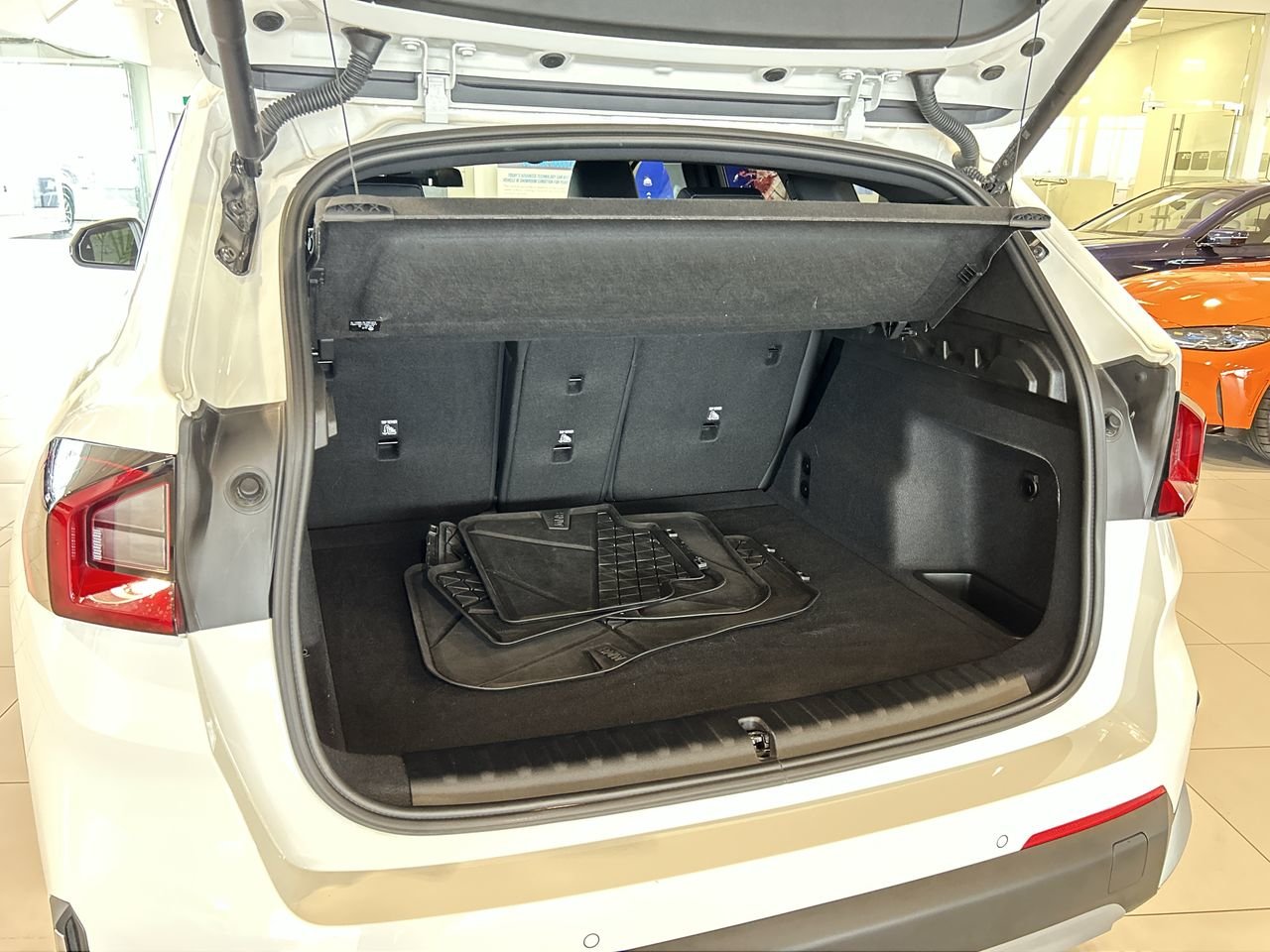 2025 BMW X1 XDrive28i, 多伦多, 全款车