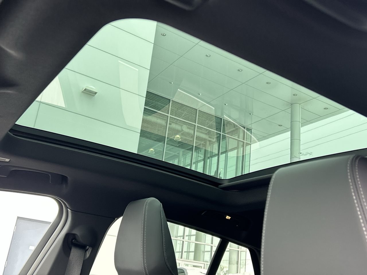 2025 BMW X2 XDrive28i, Toronto, Cash