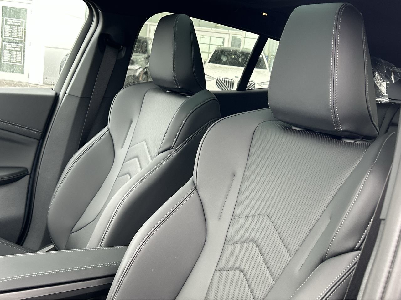 2025 BMW X2 XDrive28i, Toronto, Cash