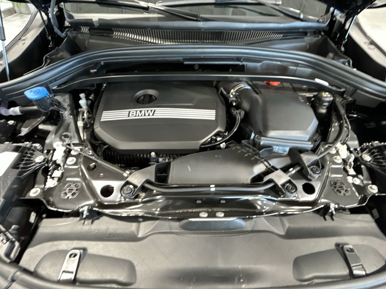 2025 BMW X2 XDrive28i | Essential Package, Toronto, Cash