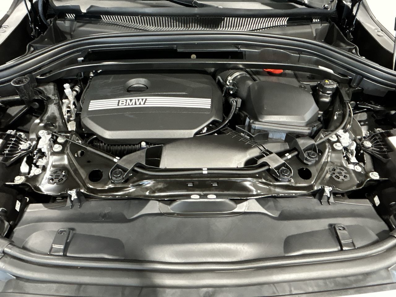 2025 BMW X2 xDrive28i | Essential Package, 多伦多, 全款车