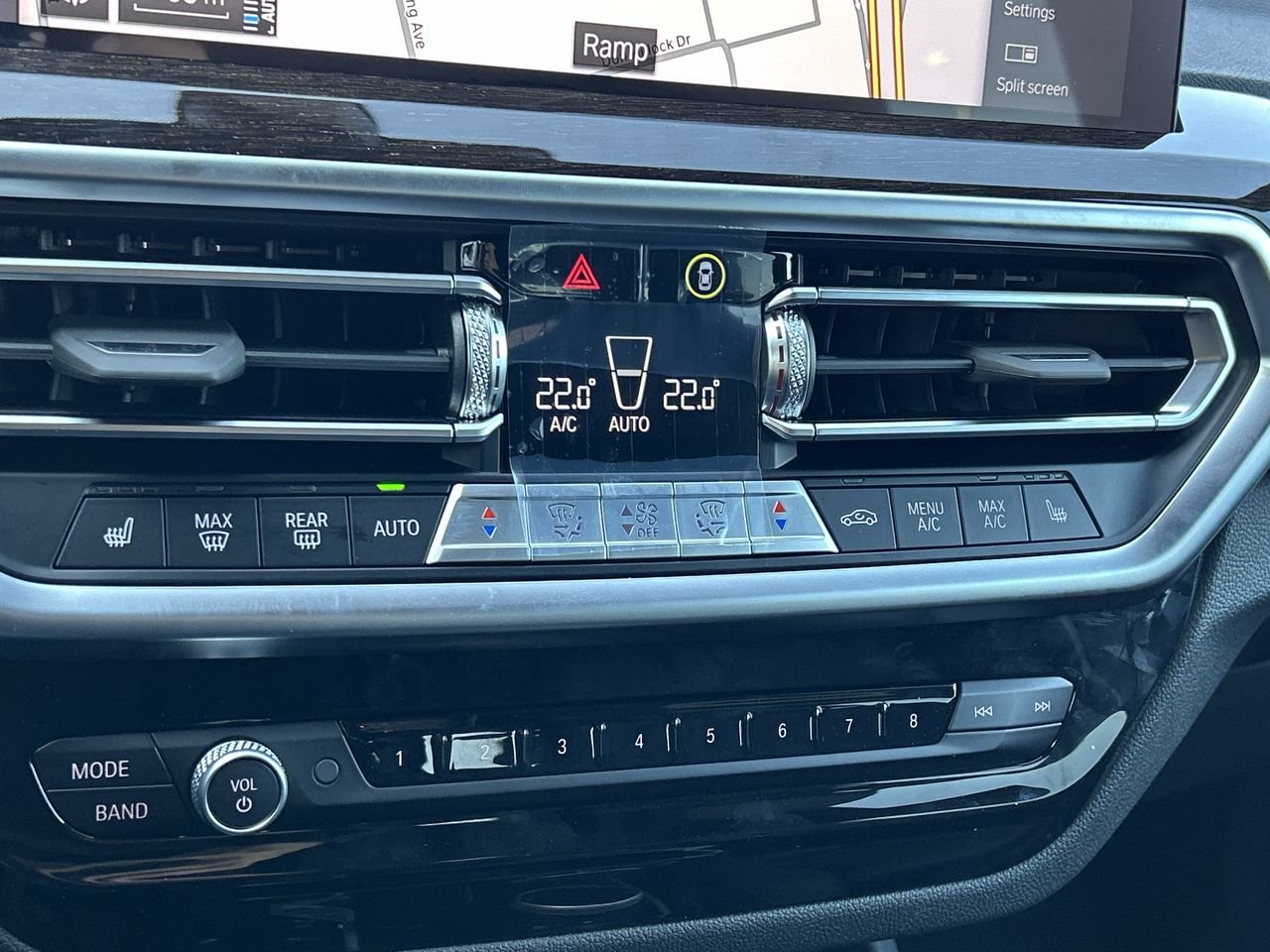 2024 BMW X3 PHEV XDrive30e, Toronto, Cash