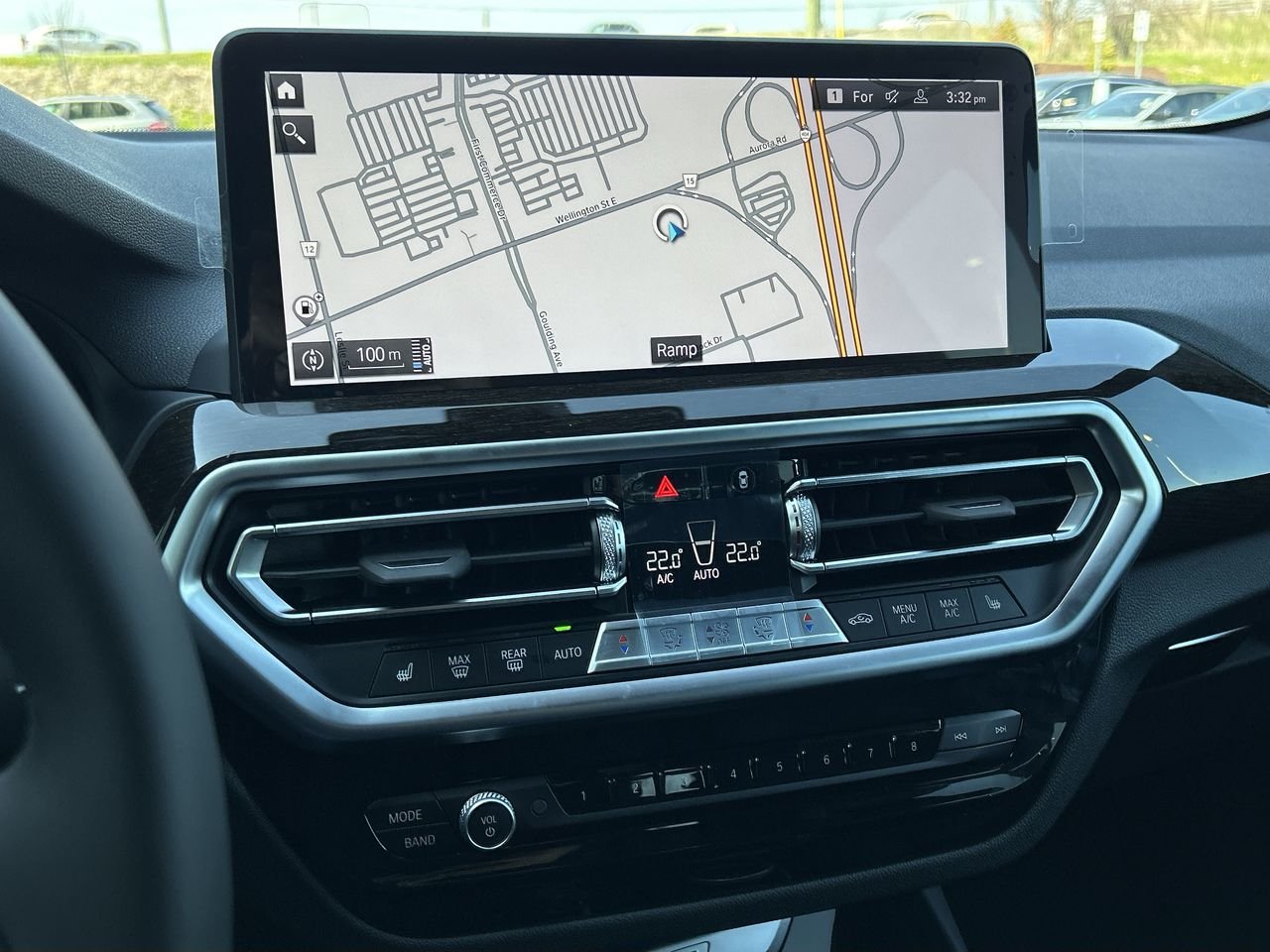 2024 BMW X3 PHEV XDrive30e, Toronto, Cash