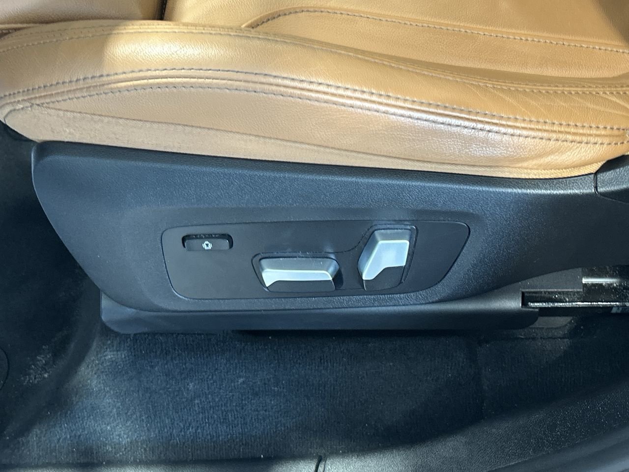 2021 BMW X3 XDrive30i | Essential Package, Toronto, Cash