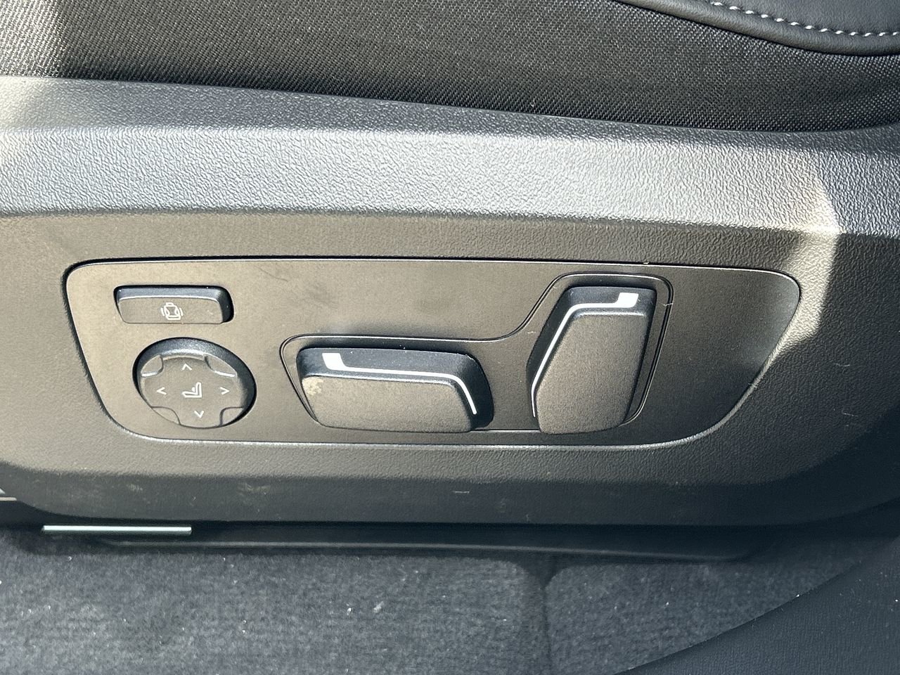 2025 BMW X3 30 xDrive, Toronto, Cash