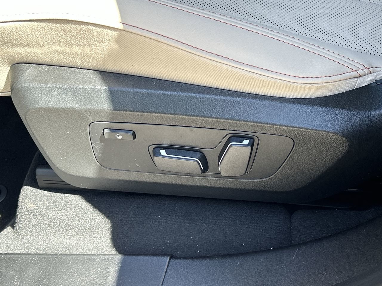 2025 BMW X3 30 xDrive, Toronto, Cash