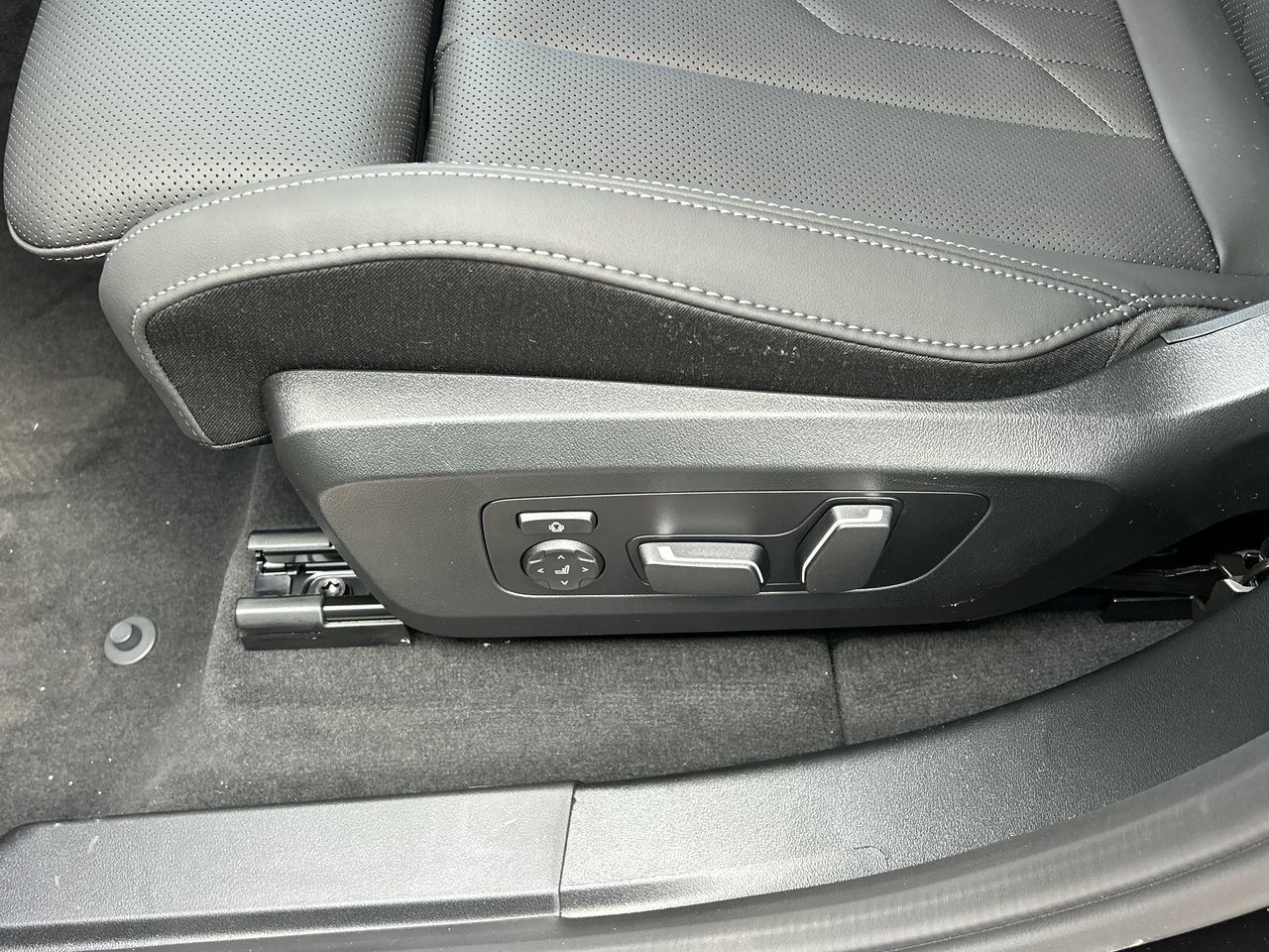 2026 BMW X3 30 xDrive, 多伦多, 全款车