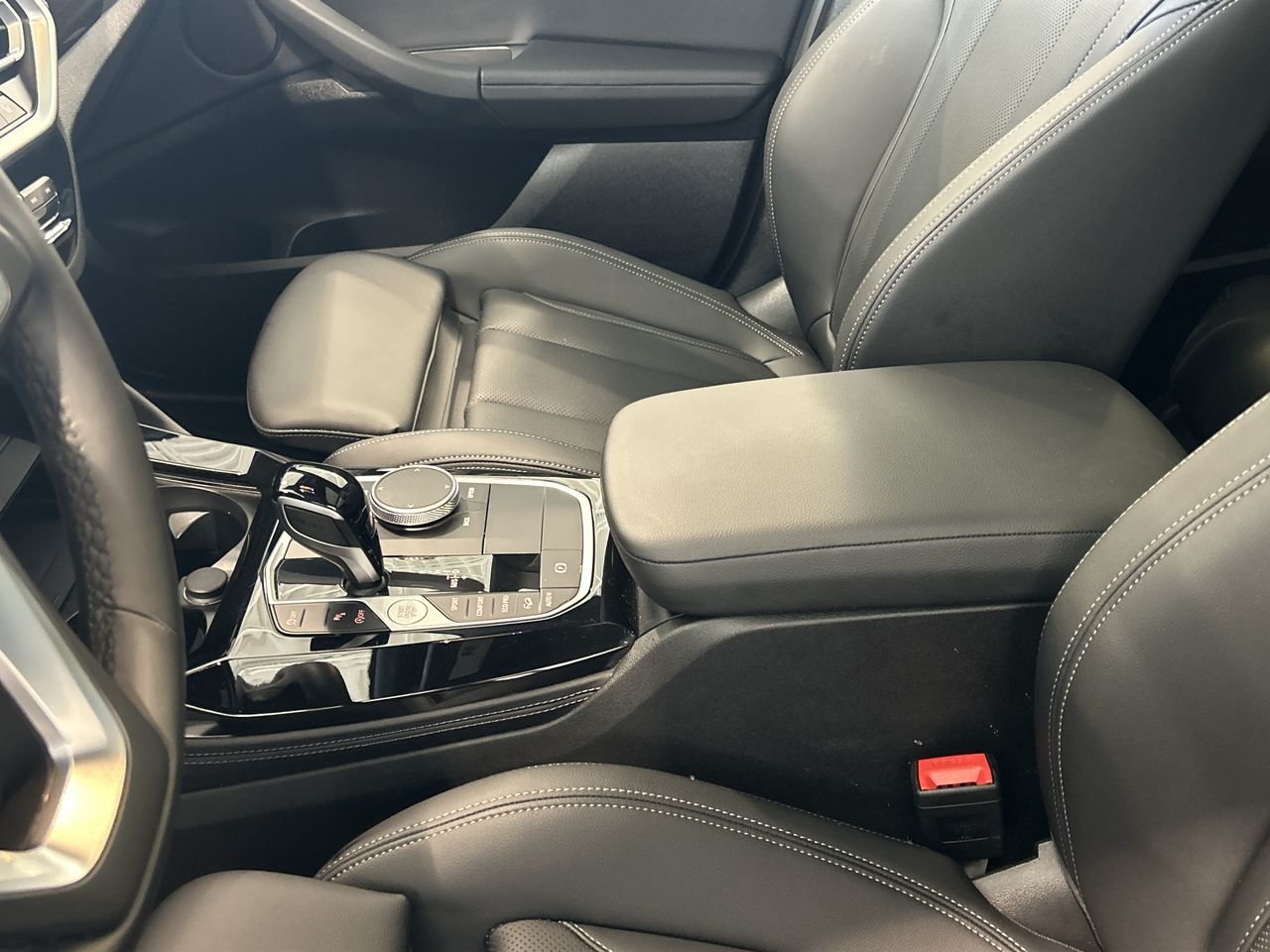 2025 BMW X4 XDrive30i | Essential Package, 多伦多, 全款车