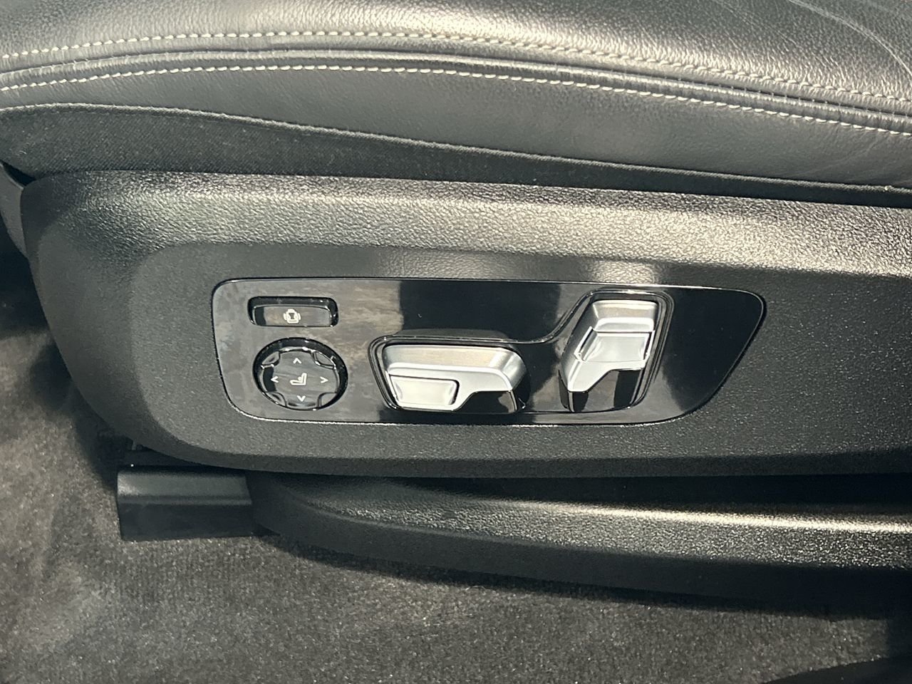 2022 BMW X5 XDrive40i | Enhanced PKG | M Sport PKG, Toronto, Cash