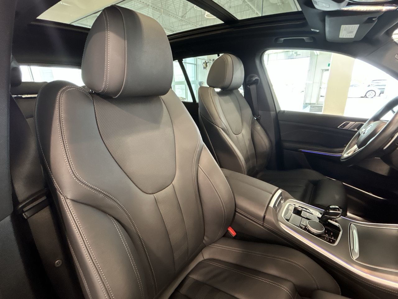 2022 BMW X5 XDrive40i | Essential Package, Toronto, Cash