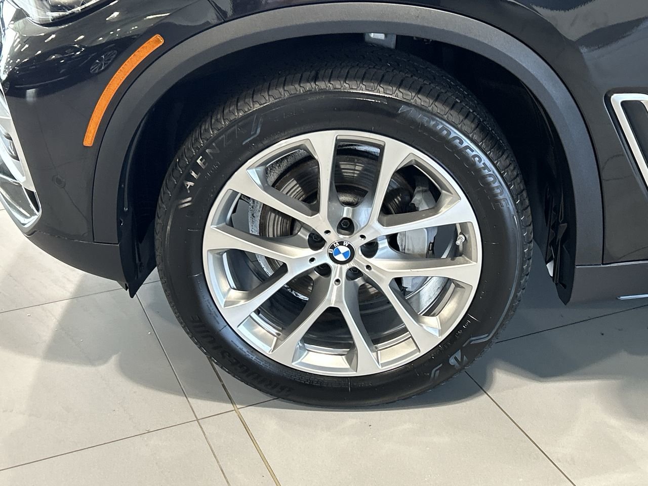 2022 BMW X5 XDrive40i | Essential Package, Toronto, Cash