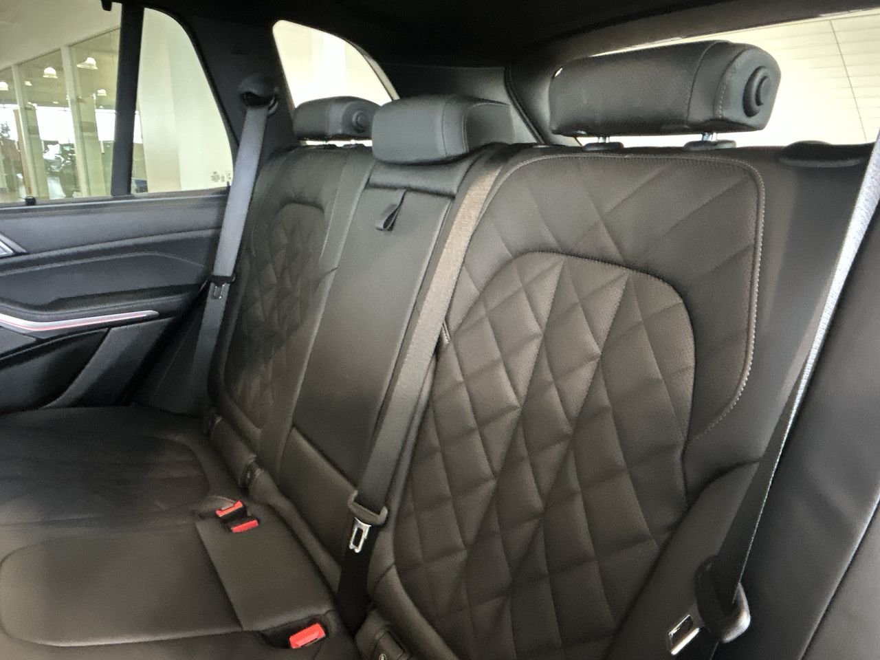 2024 BMW X5 XDrive40i | Essential Package, Toronto, Cash