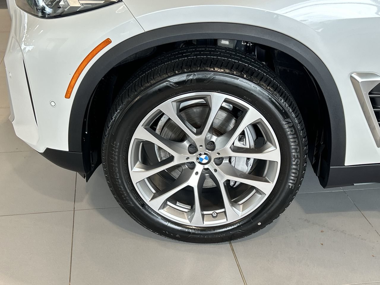 2024 BMW X5 XDrive40i | Essential Package, Toronto, Cash