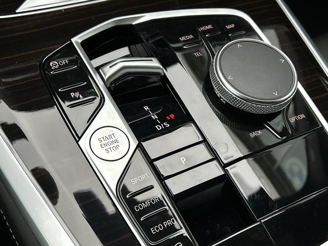 2024 BMW X5 XDrive40i | Essential Package, Toronto, Cash