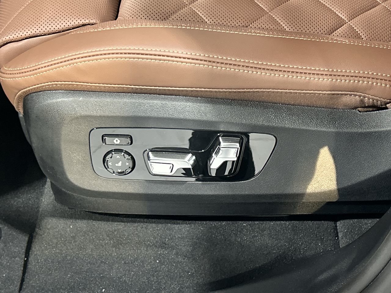 2025 BMW X5 XDrive40i, Toronto, Cash