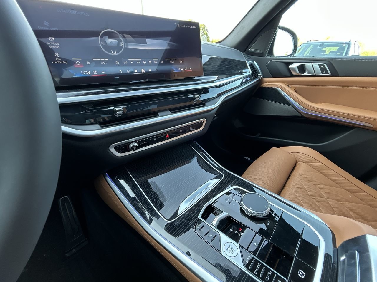 2025 BMW X5 M60i xDrive, Toronto, Cash