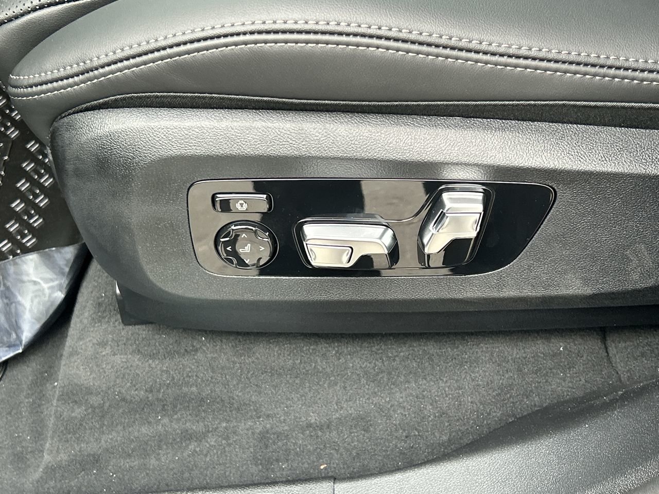 2026 BMW X5 XDrive40i, Toronto, Cash