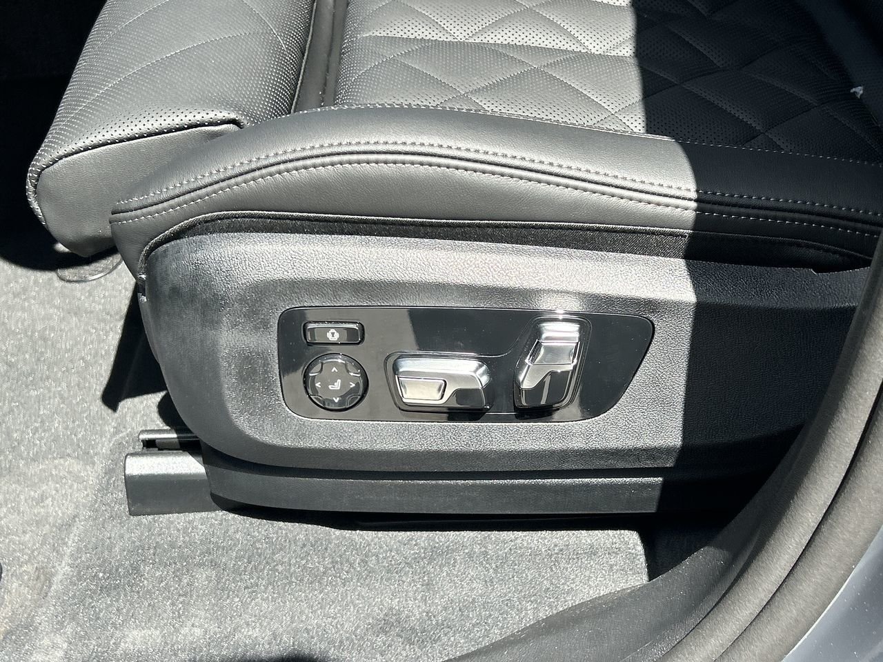 2026 BMW X5 XDrive40i, Toronto, Cash