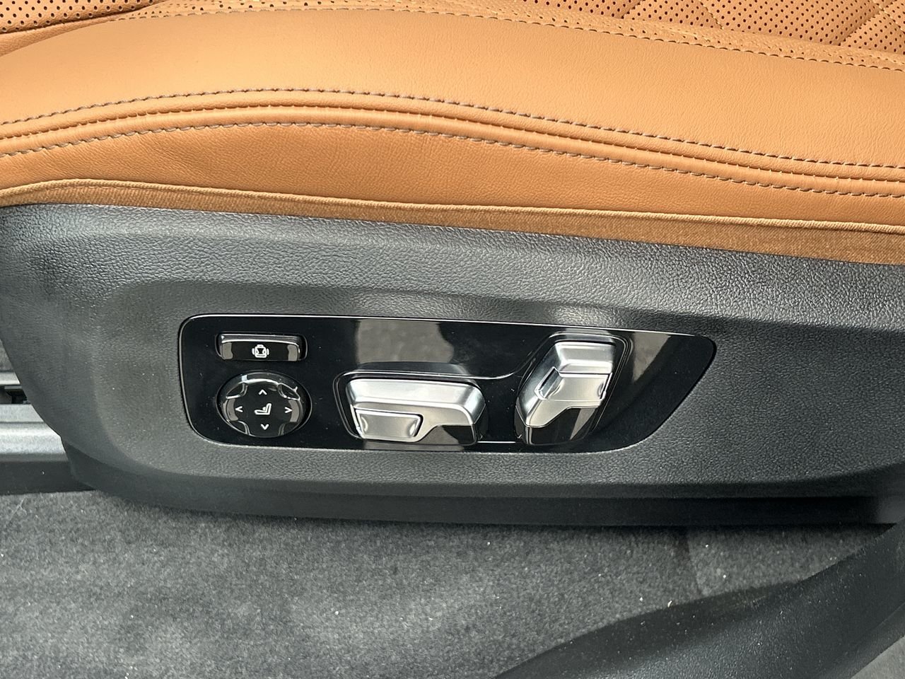 2026 BMW X5 XDrive40i, Toronto, Cash