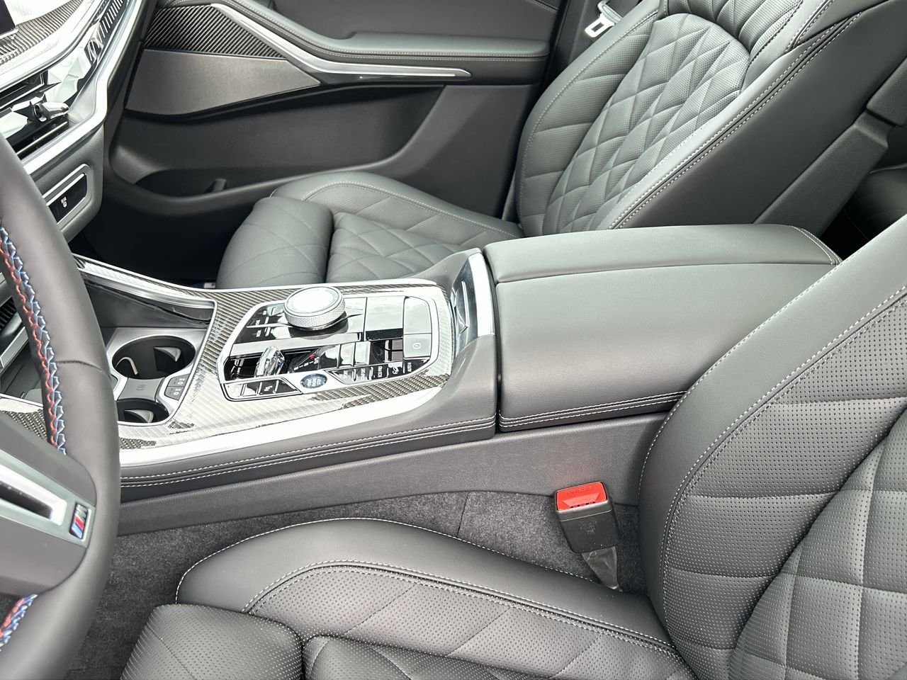 2026 BMW X5 M60i xDrive, 多伦多, 全款车