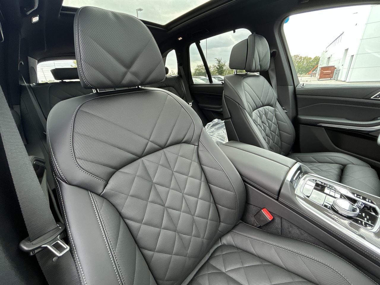 2026 BMW X5 M60i xDrive, 多伦多, 全款车