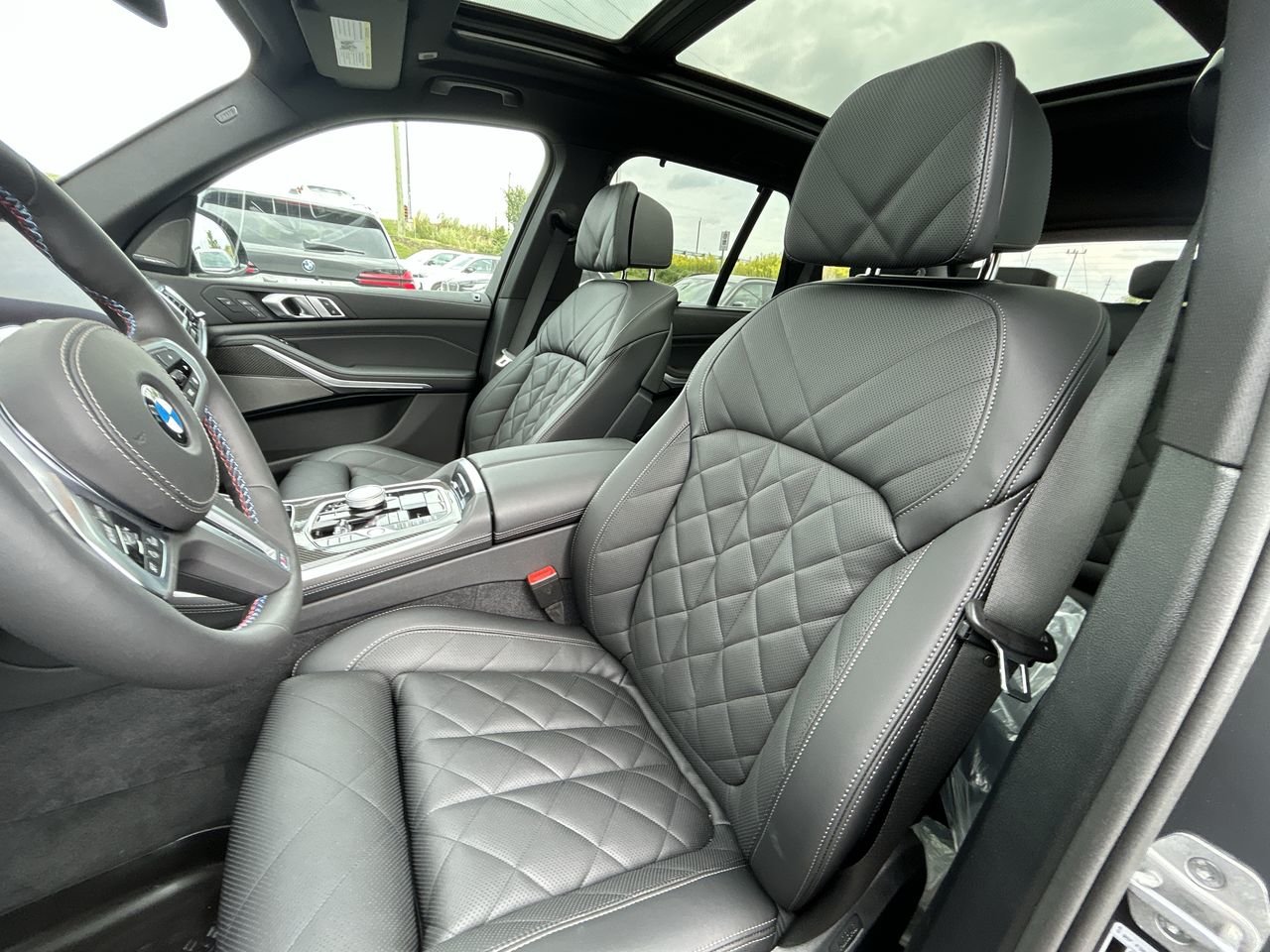 2026 BMW X5 M60i xDrive, 多伦多, 全款车