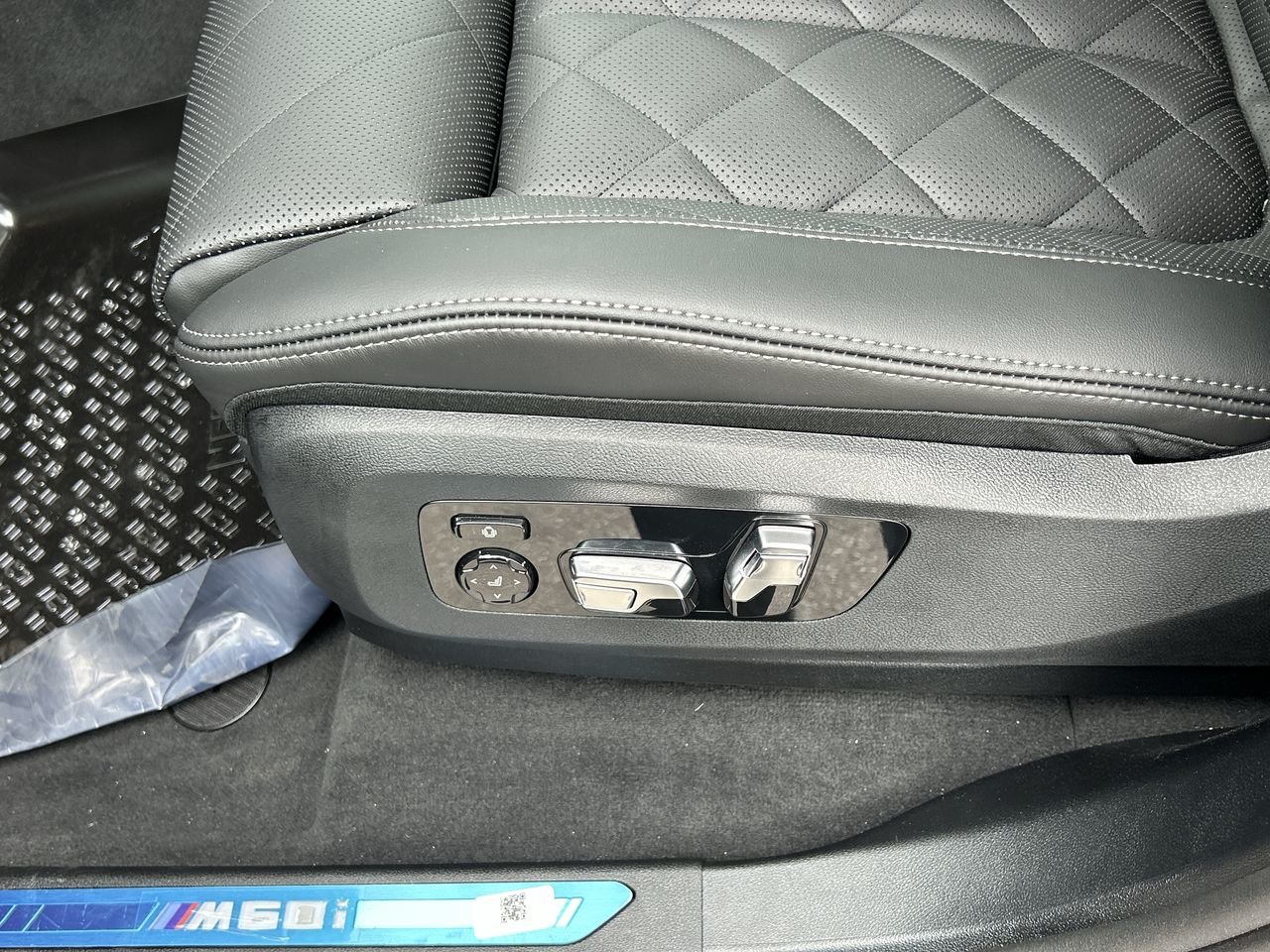 2026 BMW X5 M60i xDrive, 多伦多, 全款车