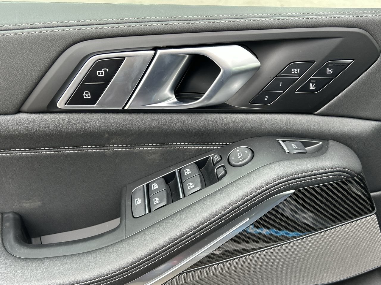 2026 BMW X5 M60i xDrive, 多伦多, 全款车