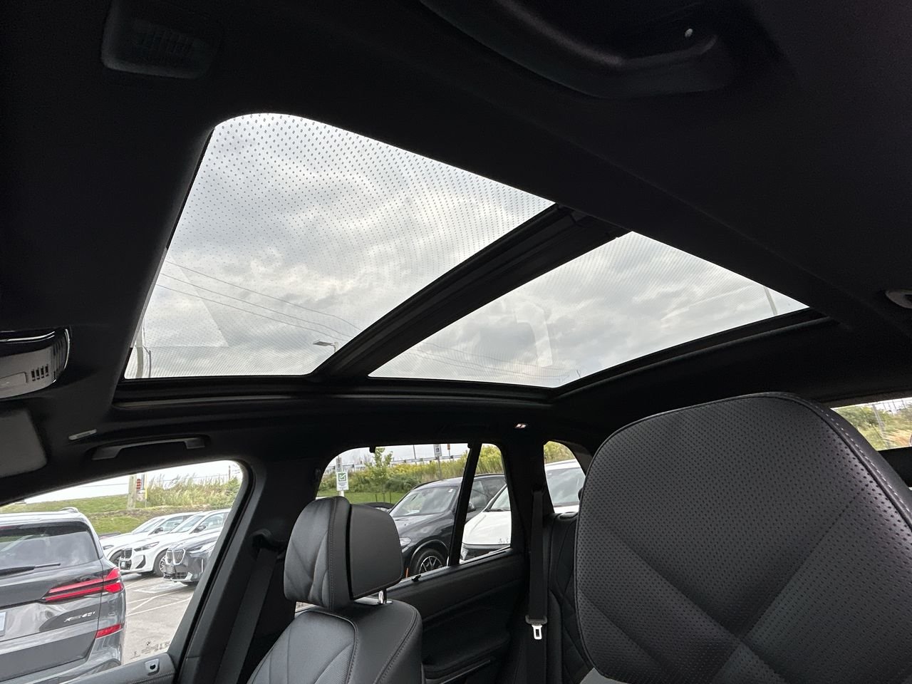 2026 BMW X5 M60i xDrive, 多伦多, 全款车
