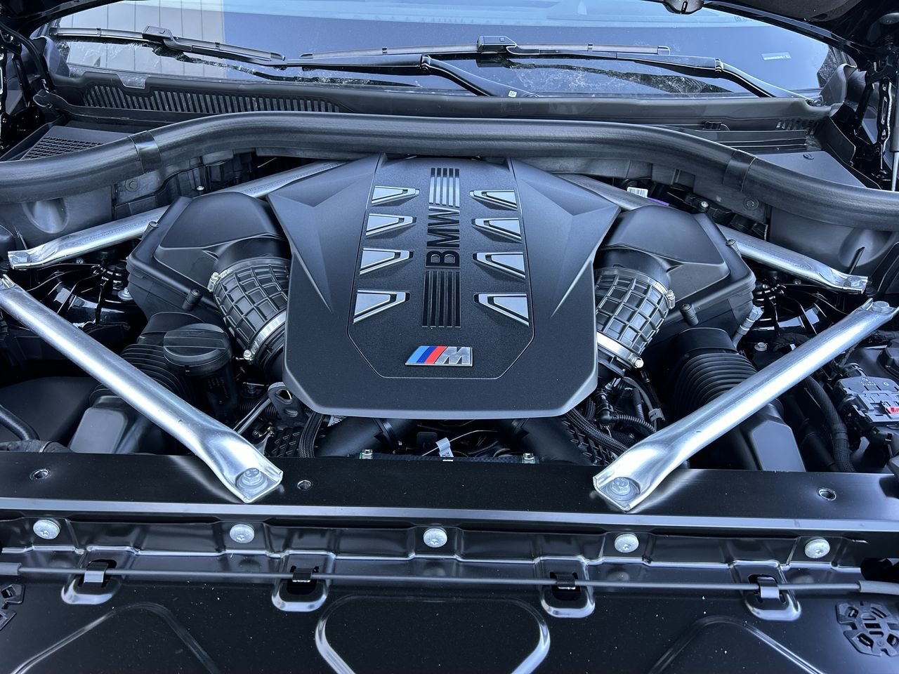 2026 BMW X5 M60i xDrive, 多伦多, 全款车