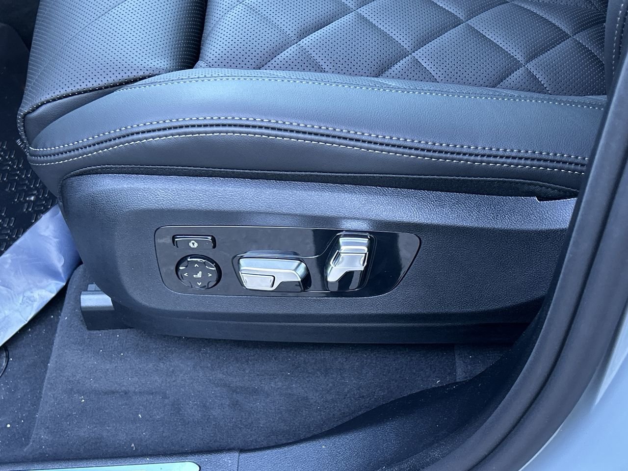 2026 BMW X5 xDrive40i, 多伦多, 全款车