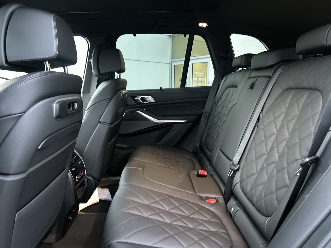 2026 BMW X5 M60i xDrive, 多伦多, 全款车