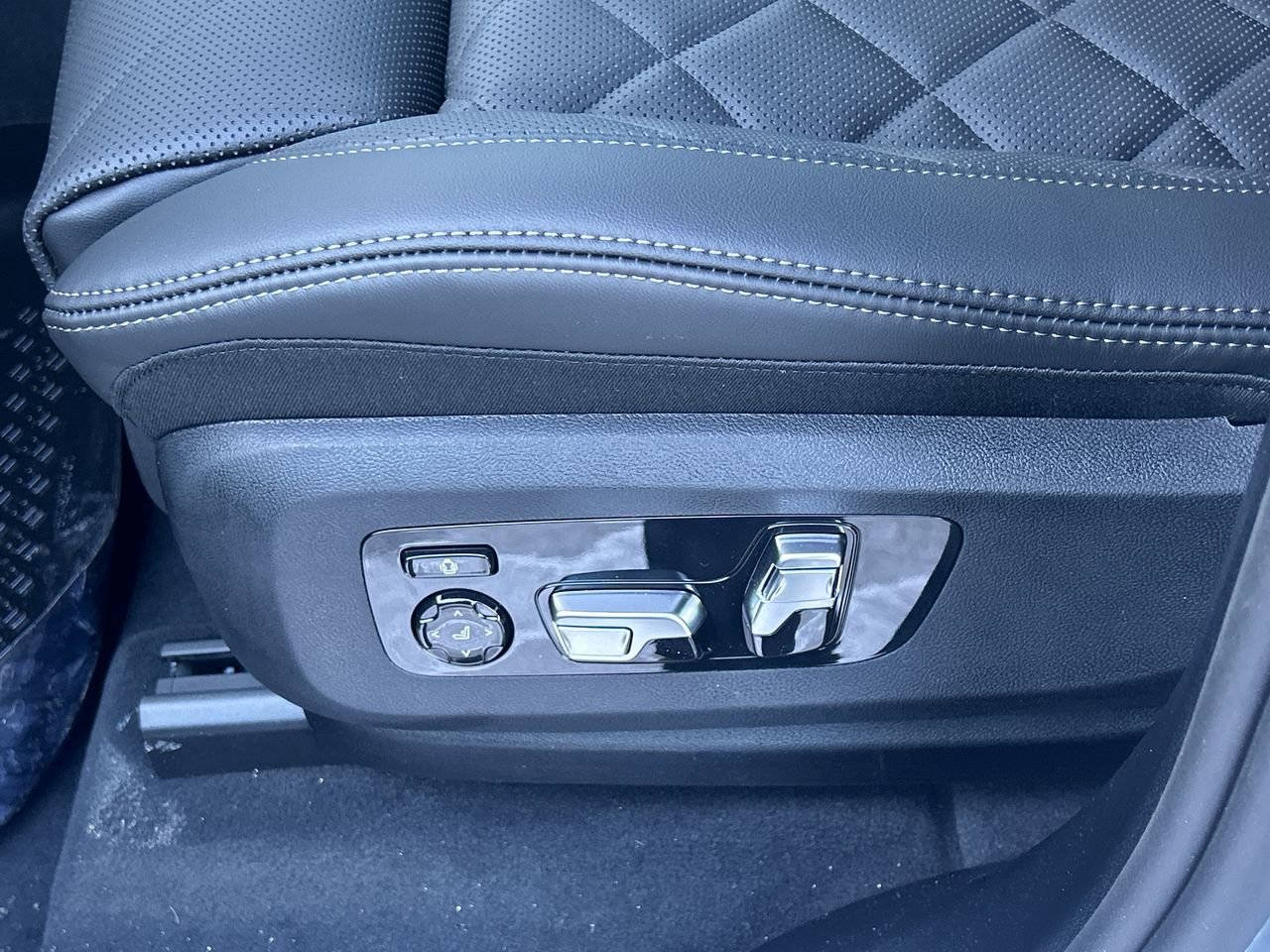 2026 BMW X5 xDrive40i, 多伦多, 全款车