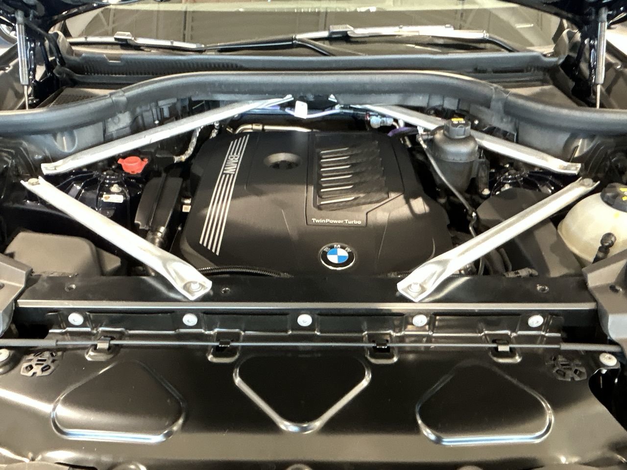 2022 BMW X6 XDrive40i | Essential Package | M Sport Package, 多伦多, 全款车