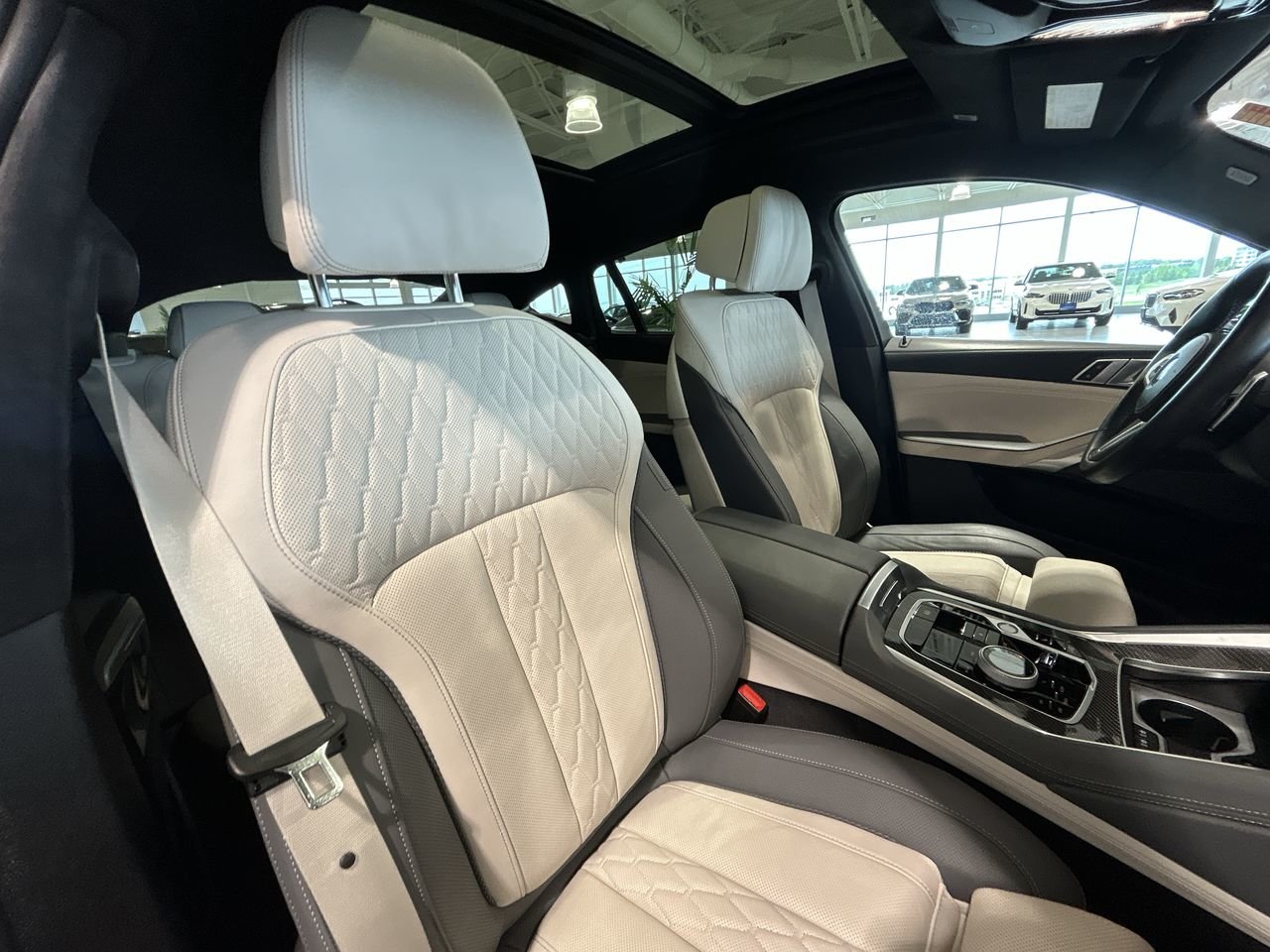 2024 BMW X6 M60i | Excellence PKG | M Carbon Exterior PKG, Toronto, Cash