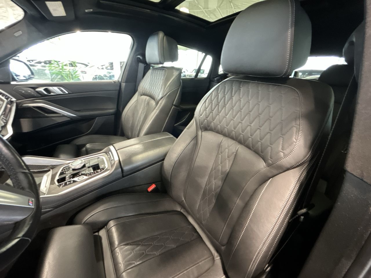 2024 BMW X6 XDrive40i | Excellence PKG | M Sport Pro PKG, 多伦多, 全款车