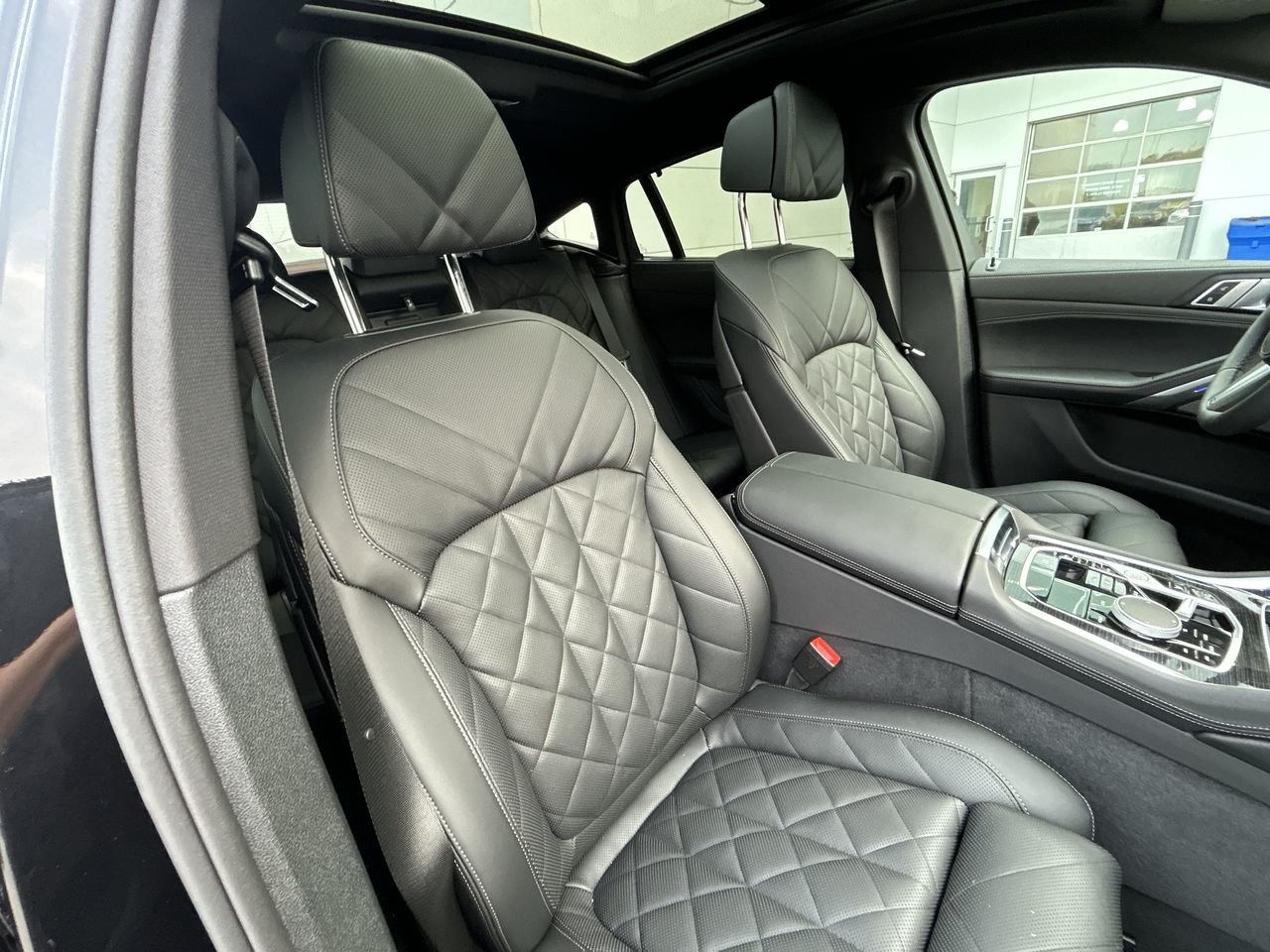 2025 BMW X6 XDrive40i, Toronto, Cash