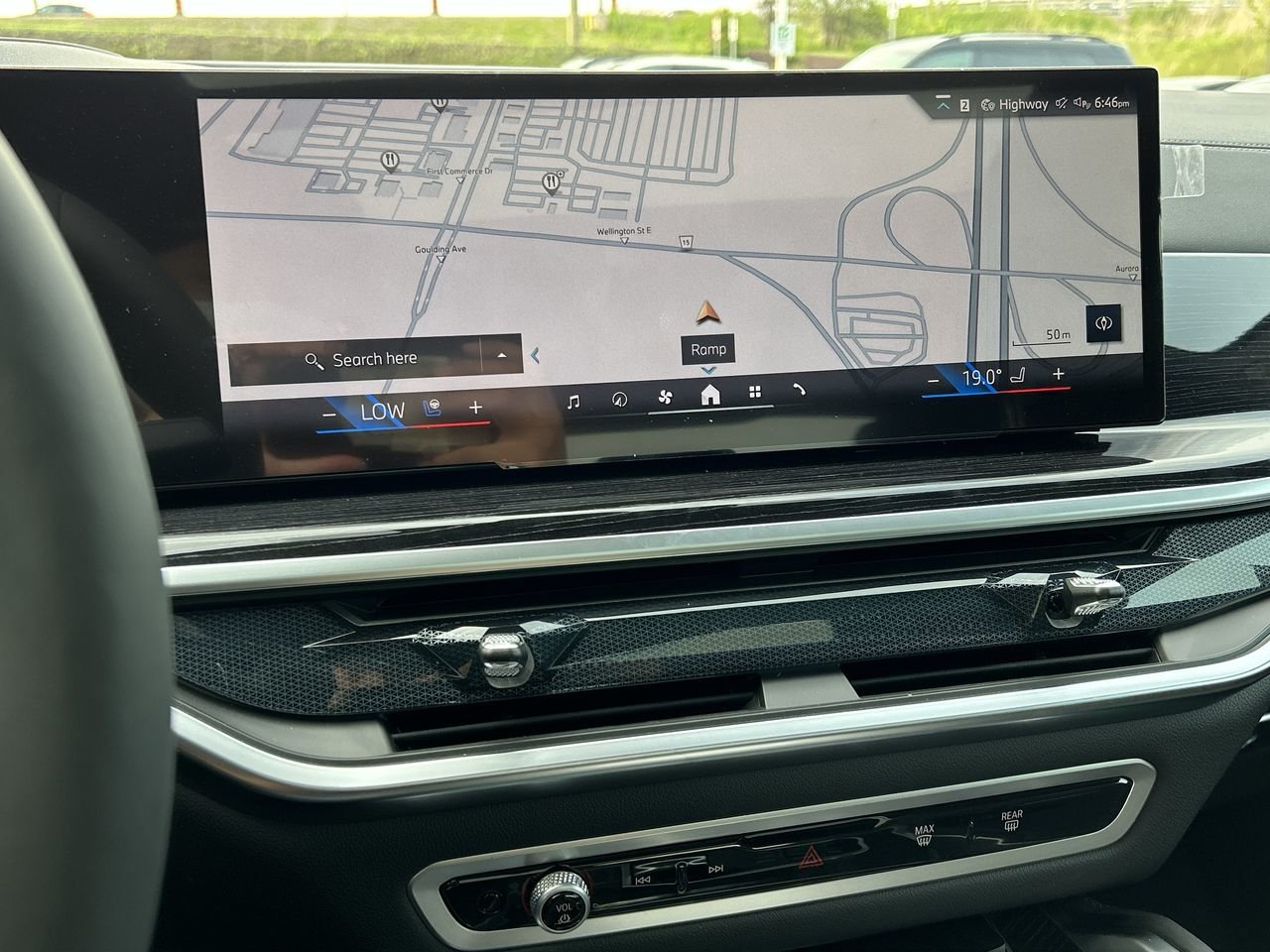 2025 BMW X6 XDrive40i, Toronto, Cash