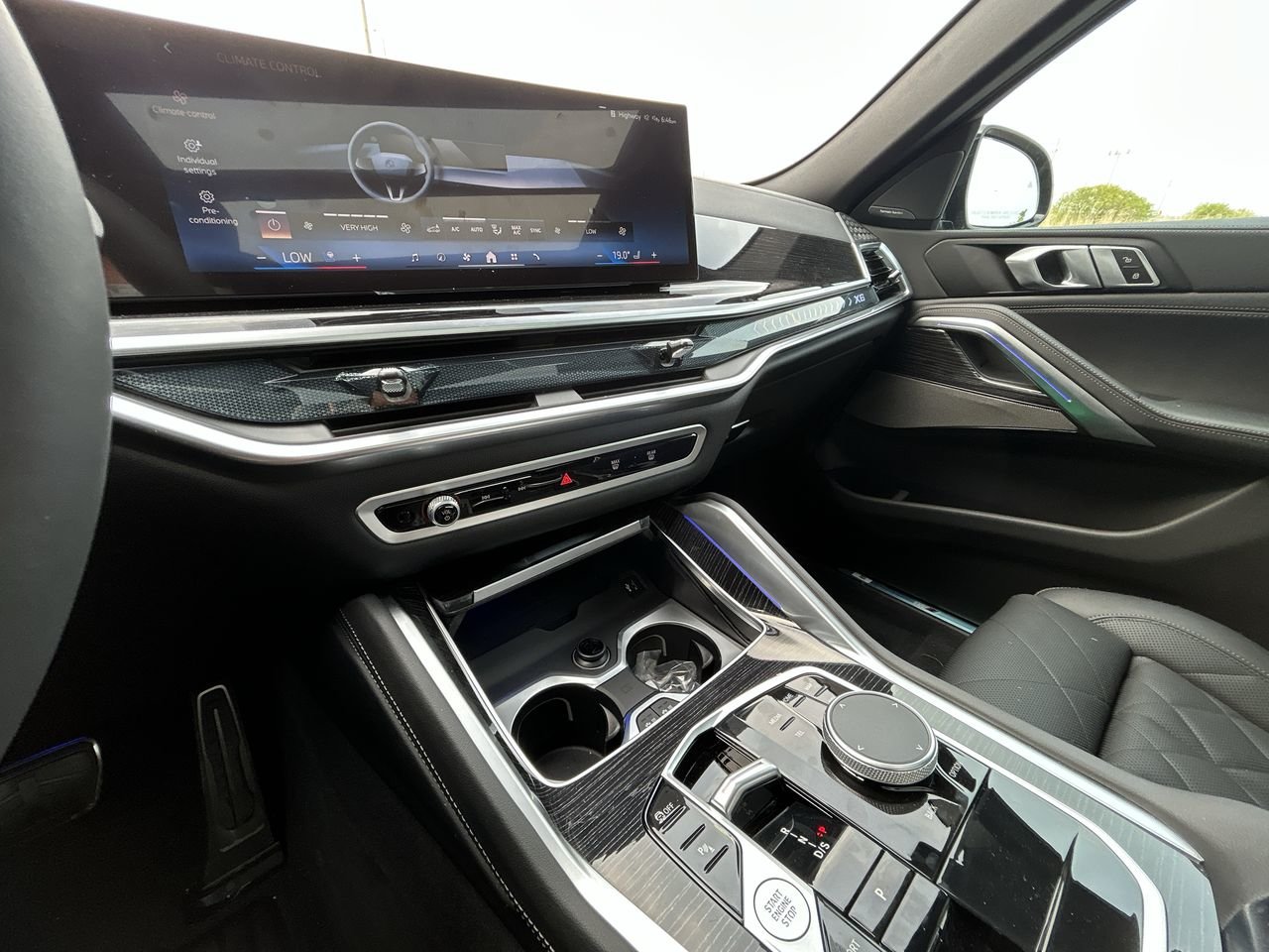 2025 BMW X6 XDrive40i, Toronto, Cash